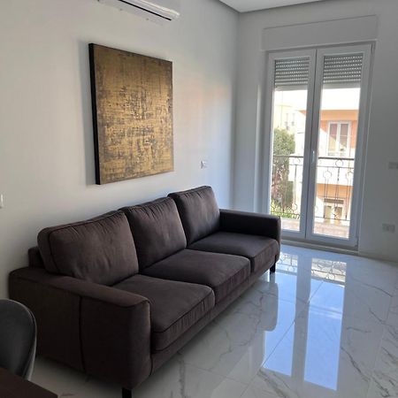 Caralis Suites Rooms Каляри Екстериор снимка