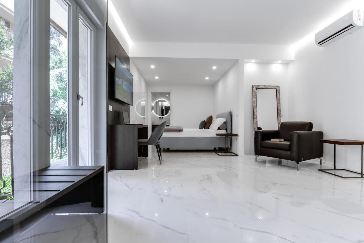 Caralis Suites Rooms Каляри Екстериор снимка