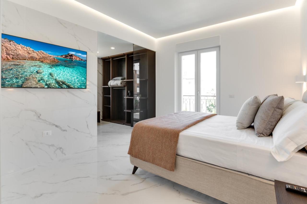 Caralis Suites Rooms Каляри Екстериор снимка